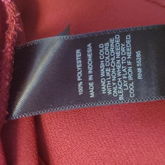 Express Small Blouse - Picture 5 of 5